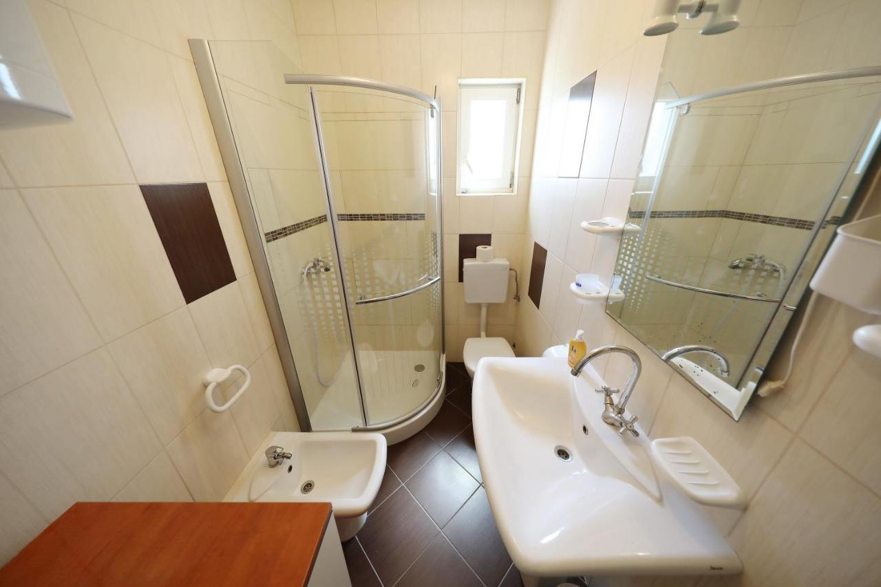 Ap Roko&Dina Apartment นิน ภายนอก รูปภาพ
