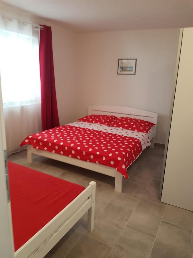 Ap Roko&Dina Apartment นิน ภายนอก รูปภาพ